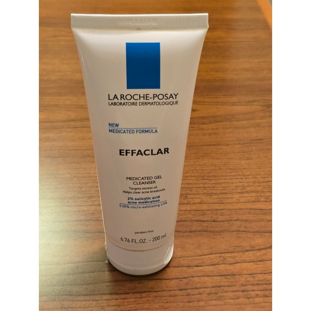 La Roche-Posay Effaclar Medicated Gel Cleanser 2% Salicylic Acid Acne Treatment